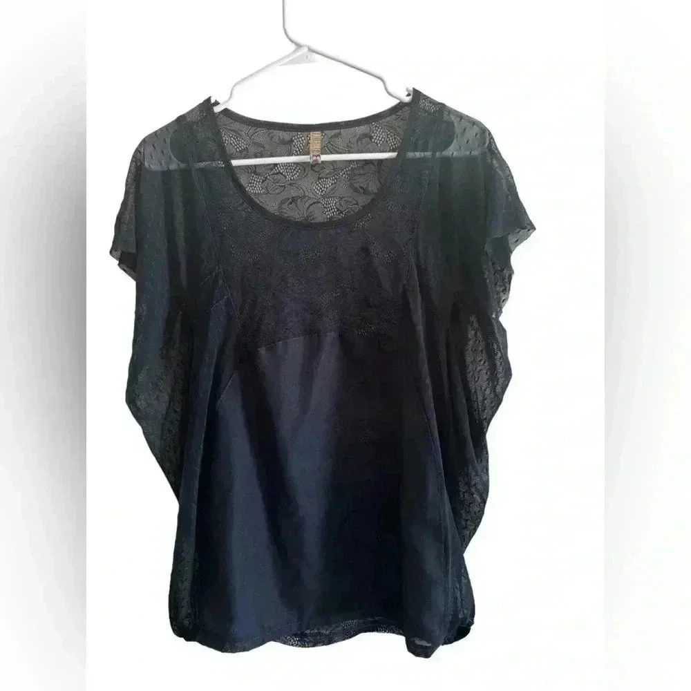 Free People Blue Floral Lace Stretchy Mesh Blouse Top Raglan Short Sleeve Sz S/P
